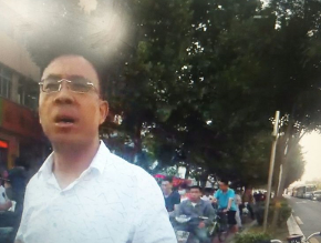 當(dāng)事人姜耀軍辱罵執(zhí)法民警。
